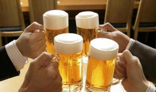  开场白|请人喝酒，不会说开场白可不行，会说4句话，让客人刮目相看！