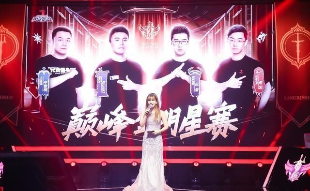  梦幻模拟战|有那么一款游戏，它的玩家心甘情愿将其捧上天