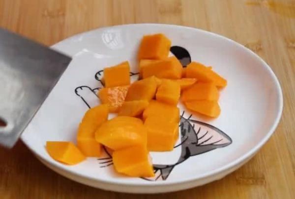 火龙果|山药别再炒吃了,加一个火龙果,软糯香甜,健脾养胃,小孩子最爱