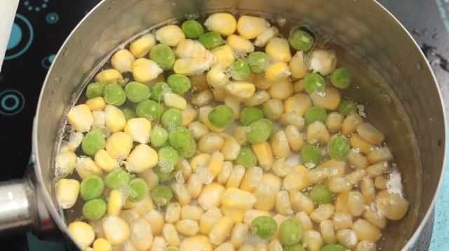 营养|番茄和它是绝配,遇到活动多买点,夏季吃它不长胖,营养还丰富