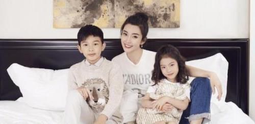 肌肤|李冰冰分享正确的敷面膜方法，难怪她46岁肌肤也如少女般吹弹可破，原来是用对了方法！
