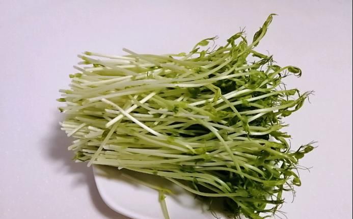 凉菜|秋天干燥,来点清脆爽口的凉菜降降火气,3元一大把的豌豆苗试试