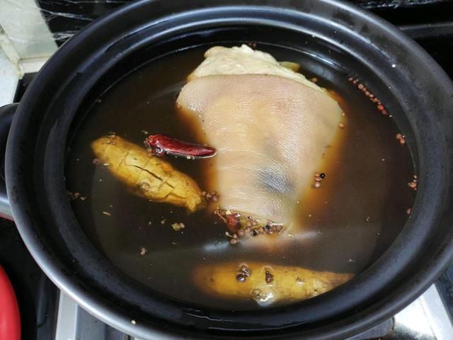 看着|饭店“硬菜”，看着难其实一口电饭锅就搞定，做1次全家吃到嗨