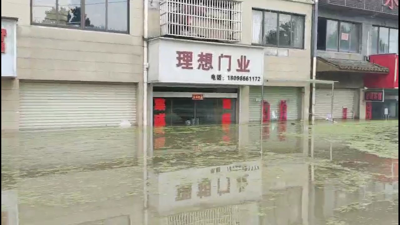 与洪水赛跑！直击上海消防增援安徽芜湖抗洪|视频 | 直击