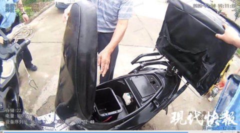 陈某|河道惊现一辆载有外卖的电动车,民警的心提到嗓子眼……