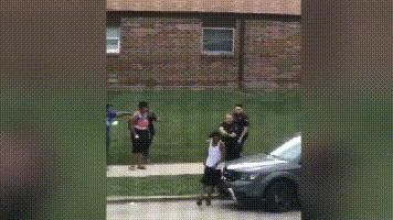  警察|华盛顿再次暴发大规模游行！美股“疯牛”泡沫已现