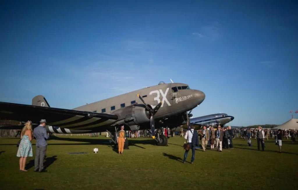 时髦|除了机车和速度,这个比赛还关注谁更时髦
