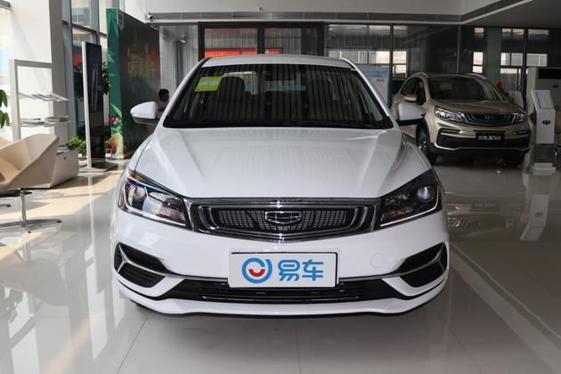 绅宝|最新资讯！月薪5千买它不眨眼！ 帝豪 vs 绅宝D50