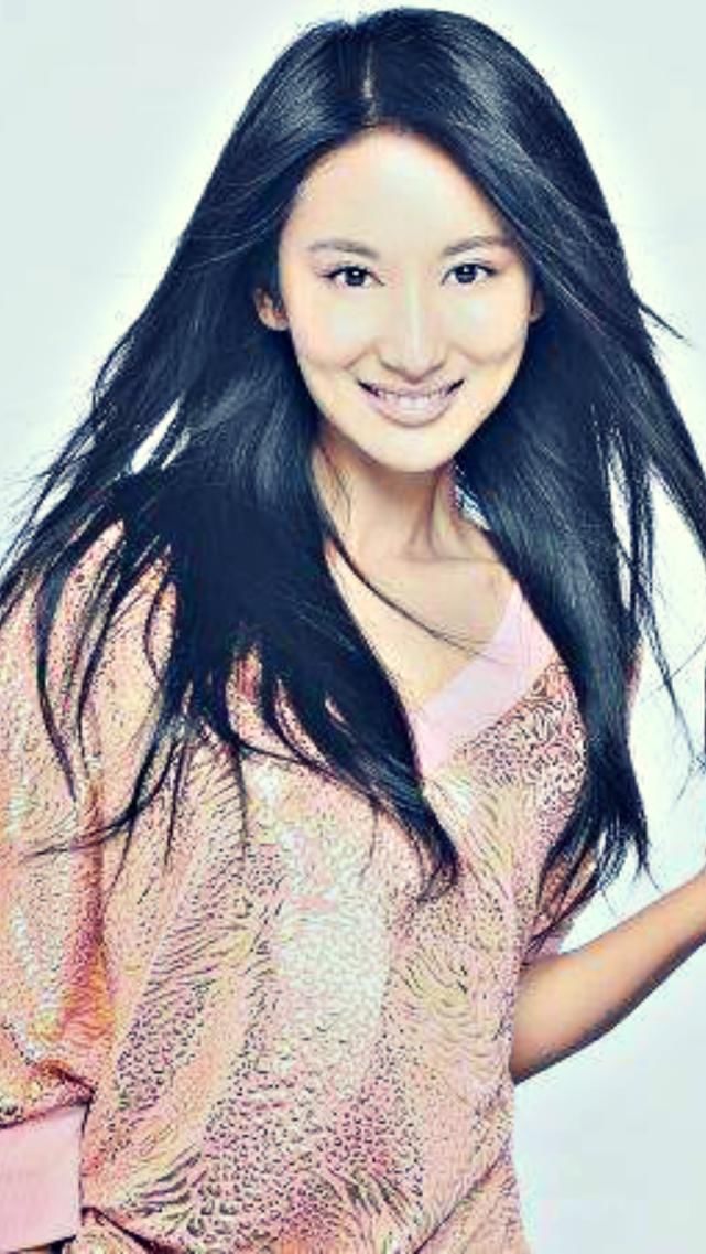 时尚|郭珍霓时尚写真照,尽显柔美气质