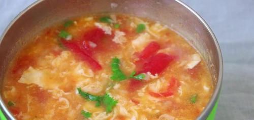  诀窍|教你西红柿疙瘩汤做法，学会这诀窍，口感劲道，一顿2碗不够
