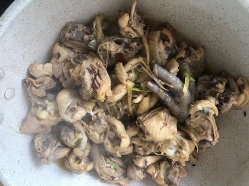 土豆|炖鸡块你做对了吗?焯水再炖?加水直接炖?教你正确的步骤