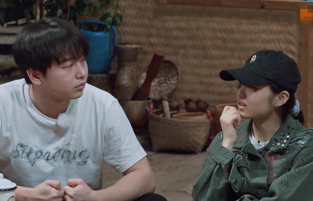 吐槽彭昱畅|黄磊吐槽没人会嫁给彭彭,谭松韵的话太扎心,张子枫灵魂拷问懵了