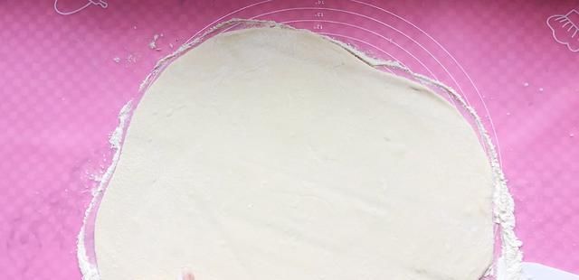  详细|家常烙大饼的方法松软筋道，凉了不硬千层大饼简单易学详细讲解