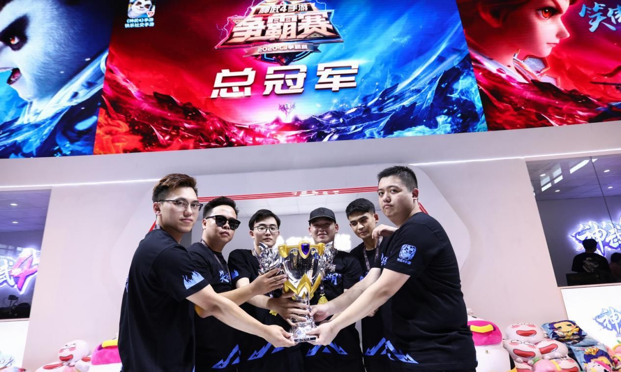 打响|CJ现场打响冠军争夺战，万人见证《神武4》手游CJ争霸赛新王诞生