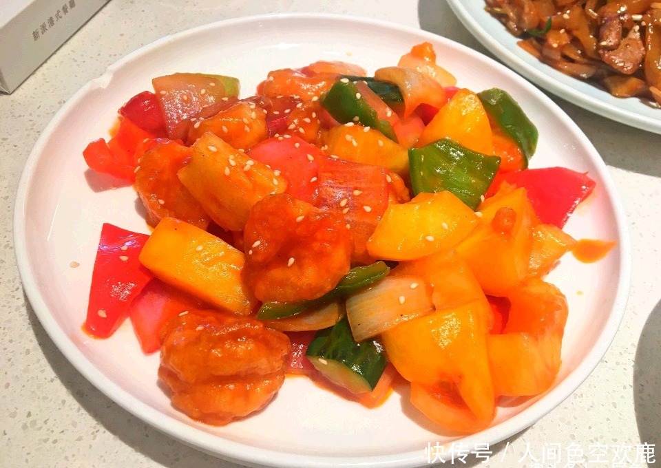 a840|一家四口的周末午餐,六个菜花了240元,分量足味道好,太实惠了