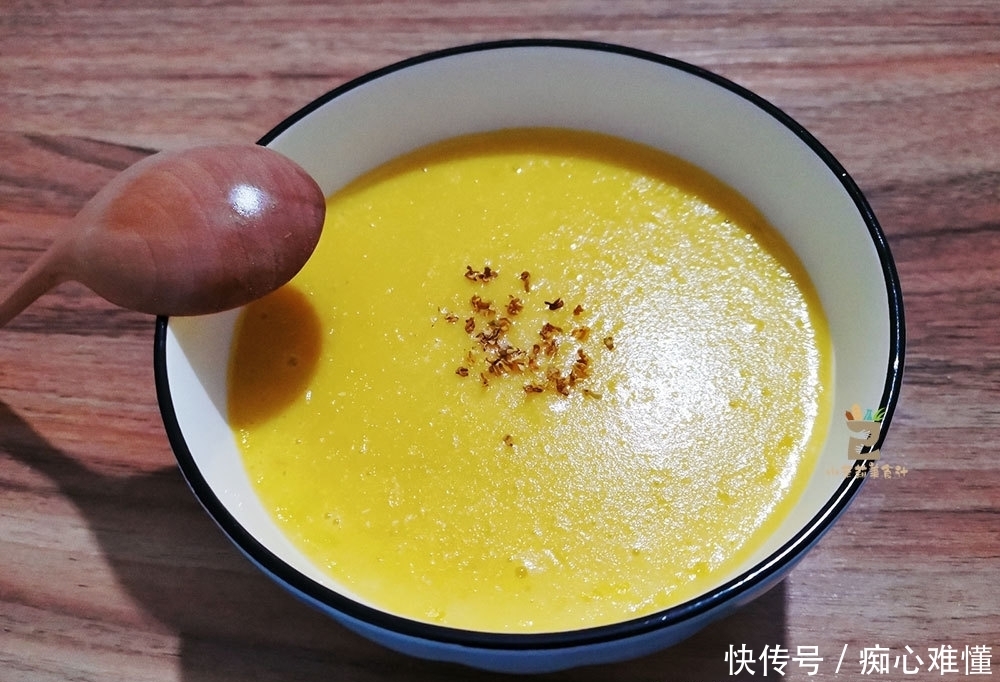 喜欢|做玉米汁时，只放水可不行，多加一样食材，玉米汁香浓好喝又营养