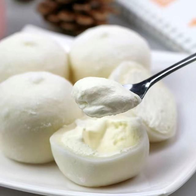  参考价格|十多块的梦龙、钟薛高真的吃不起！还是五毛一根白糖棒冰对我胃口