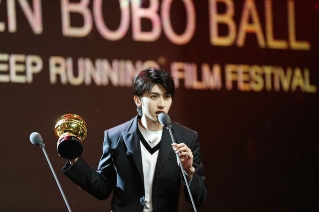 蝉联冠军|《奔跑吧》收视破3蝉联冠军“电影特辑”为电影业重燃信心