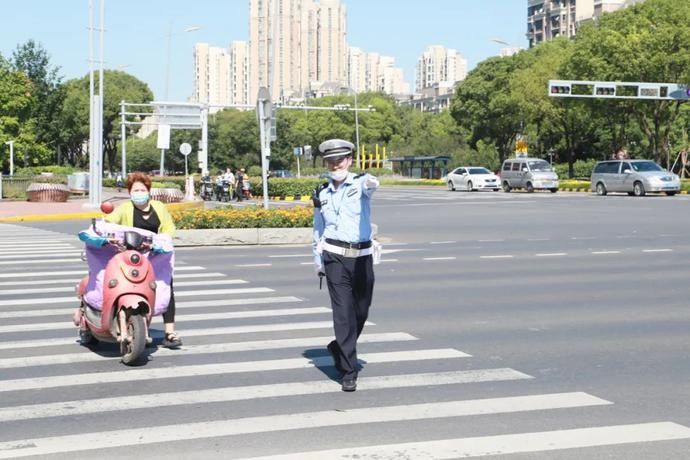  实拍|实拍！通告实施首日