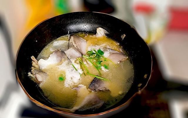  大厨|做鱼不腥的方法，大厨说有2点要注意，难怪之前做的鱼总有腥味儿