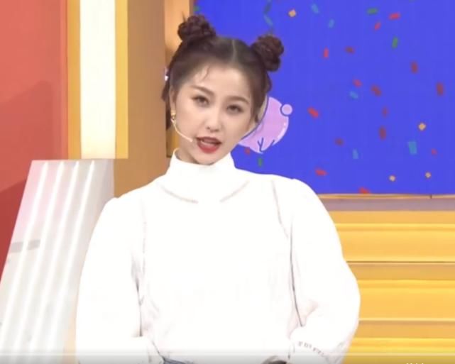  直播|《非日常派对》直播生图，失去四级美颜，THE9真人颜值太显然