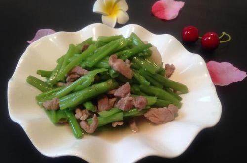  通便|夏季碱性时令菜，不吃就太亏，补钾通便又减肥，2元1把炒一盘