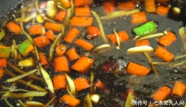 天天|夏天家人最爱这盘芹菜,天天吃也不腻,酸脆开胃,一次至少做5斤