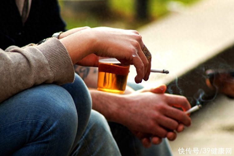 导致脑梗塞的厨房内四种调料滥用(为啥中国脑梗死患者越来越多？厨房里的3种调料滥用或是“帮凶”)