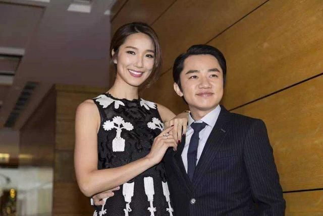  心酸|宠妻人设是假的？王祖蓝对怀孕妻子发脾气，李亚男笑容苦涩又心酸