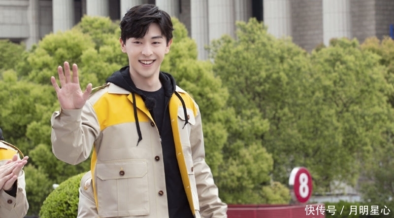 感低|《极挑》邓伦一来就成C位,张艺兴无所谓,王迅存在感低得像路人