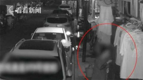 女孩|图方便将钥匙放窗台 男子趁机潜入女孩家中偷拍