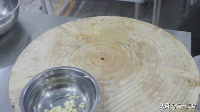  里脊|糖醋里脊家常做法，掌握糖醋汁比例、挂糊技巧，酸甜焦脆不回软