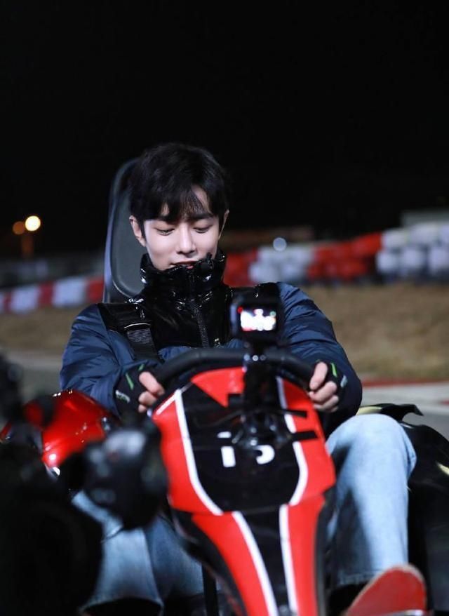  复出|蹭热度？《青春环游记》收官出现肖战镜头，全面复出指日可待