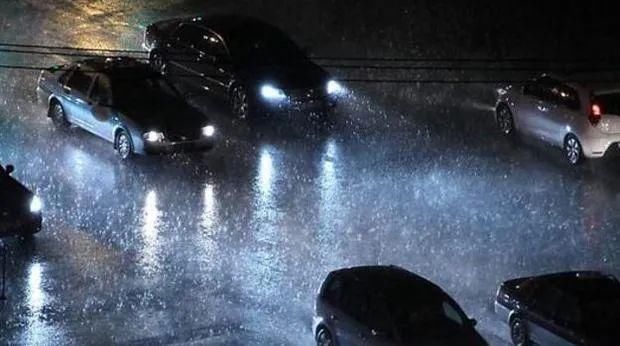 大型车|怕死兰!井陉一地车辆猛烈相撞……