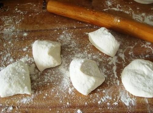 可口|蒸包子总是“死面”?别担心,学会这一招,包子松软可口不回缩