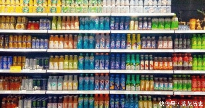 法律|超市先喝饮料后付钱的做法，引起网友热议，其实法律上是允许的
