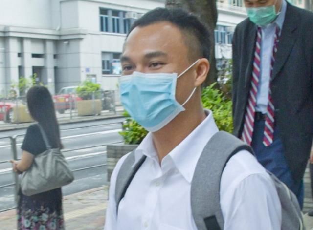  告持|港铁站内持有攻击性武器及无牌持有无线电通讯器材，男子被判囚1年