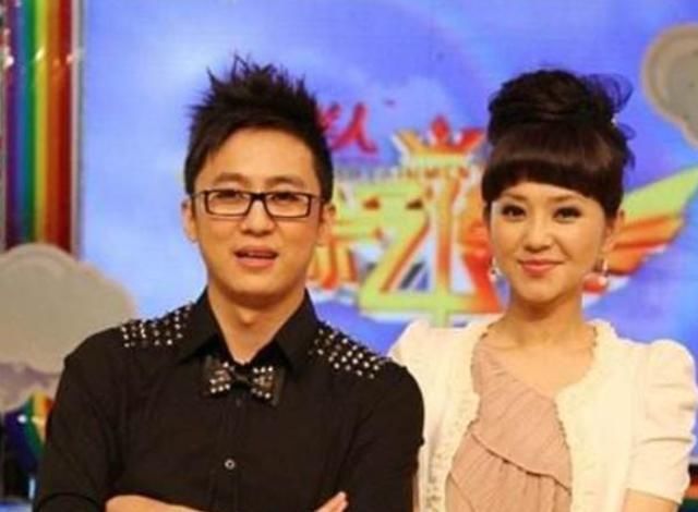  不想|主持人方琼情绪崩溃？又哭又闹不想录节目，搭档给她捏腿才哄好