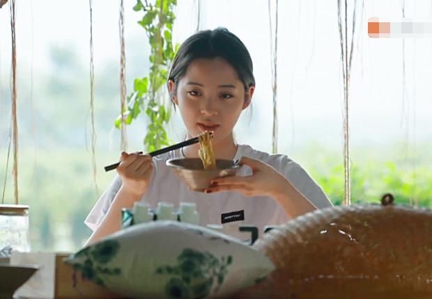  拌面|黄磊做葱油拌面当下午茶，欧阳娜娜连着吃了3碗，有当吃播的潜力