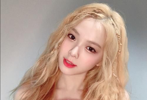  设计会掉的还|心机女故意走光博眼球，秒被节目组打脸，为走红骚操作不断