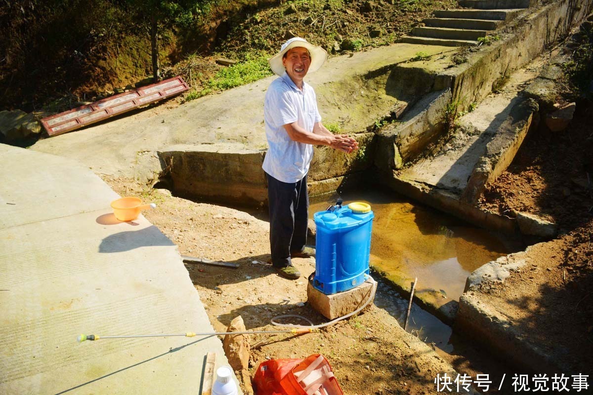 吴大叔|57岁大叔15年前突发疾病,瘫痪在床3年,看现在生活成啥样