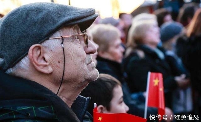 订单|塞尔维亚回礼来了,交给我国400亿订单,法国:我也想参与