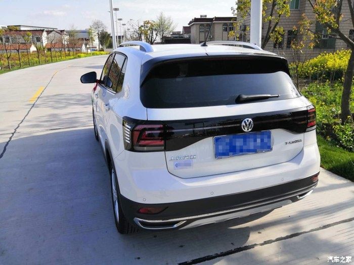  配置都|什么红的黄的紫的黑的，都不如我的白色途铠最亮眼！