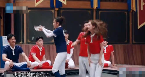  嘉宾|《奔跑吧》节目中首次，男嘉宾遭导演怒怼，女嘉宾却又怒怼男导演