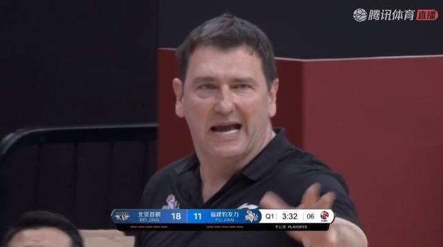  傲慢|福建队惨案！狂输32分，傲慢终吞苦果，还敢说谁都害怕我们吗？