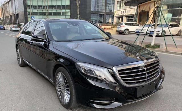  放出|宝马堵住小区放出狠话，200万的车看谁敢动，最后结局亮了