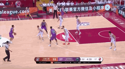  进攻|防守漏人,进攻还失误,CBA全华班遭教练怒斥:看你们打球就是种痛苦