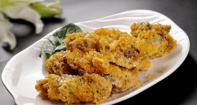 凤爪|美食精选：剁椒腐竹娃娃菜，梅菜炖凤爪，可乐鸡腿，小米蒸排骨