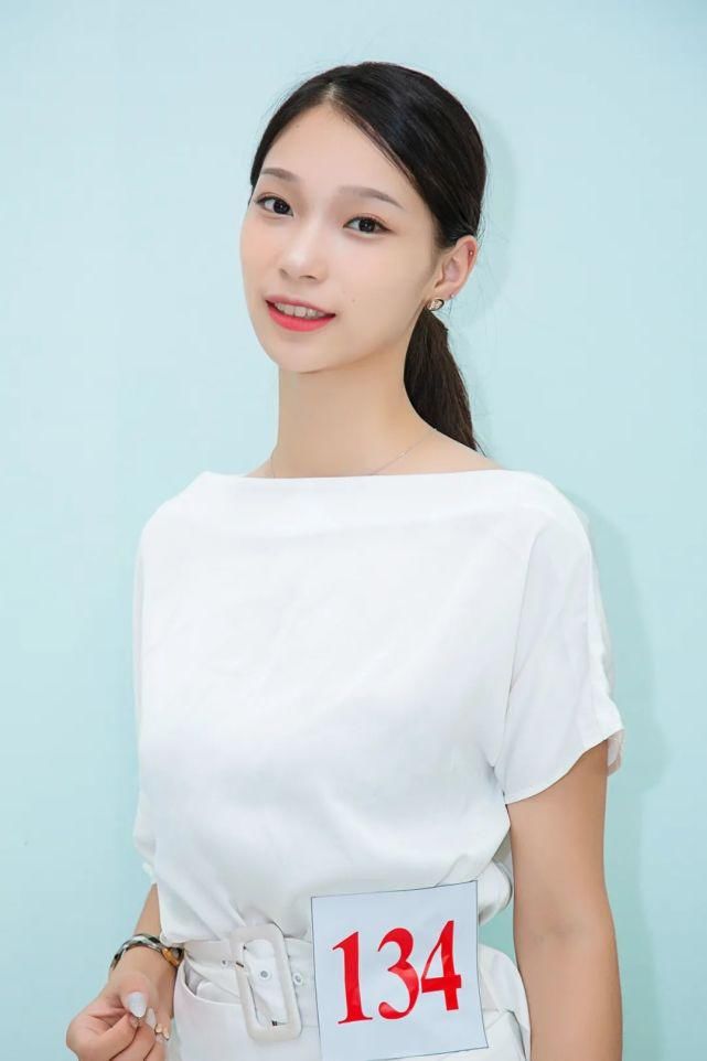  重庆|80位重庆小姐复赛选手齐亮相，小姐姐邀你投票喽！