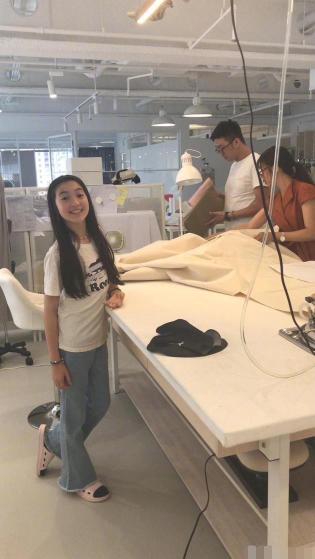  有种|有种“毁容式长大”叫《爸哪》夏天，国民萌娃变国字脸，可惜了好基因